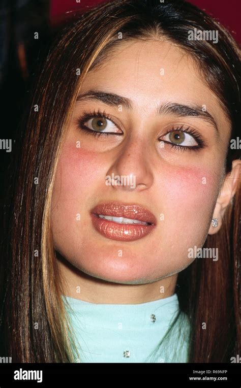 kareena kapoor hd hot pic|kareena kapoor young pictures.